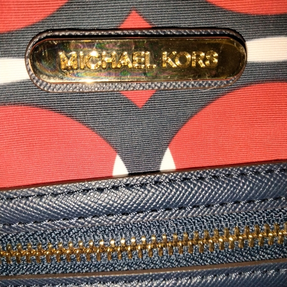 Michael Kors Red and Blue Handbag - Picture 3 of 8